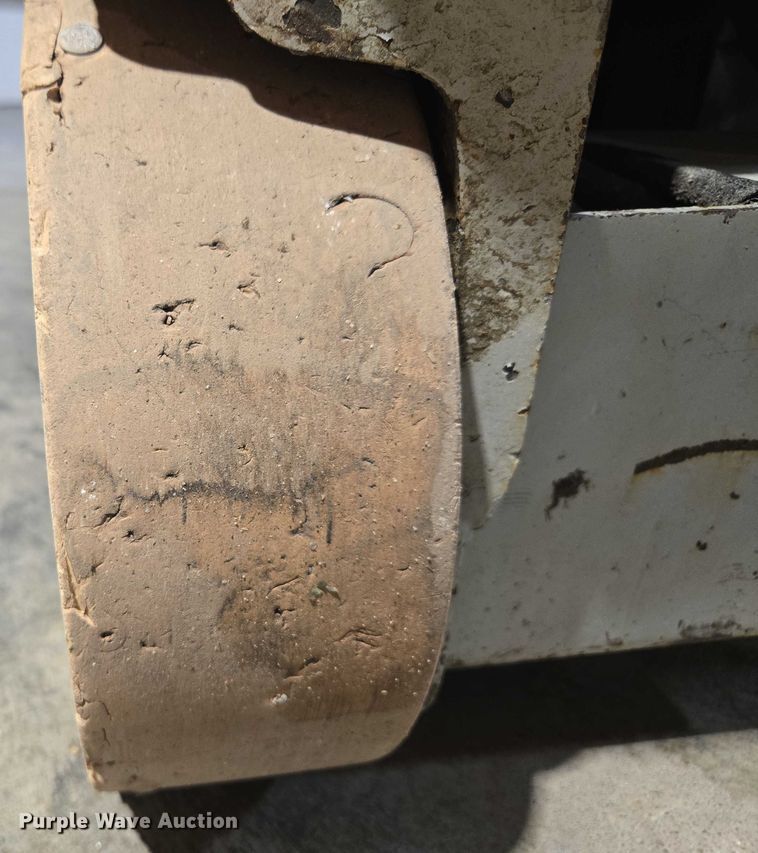 image for item EV1505 2005 SkyJack SJIII 3219 scissor lift