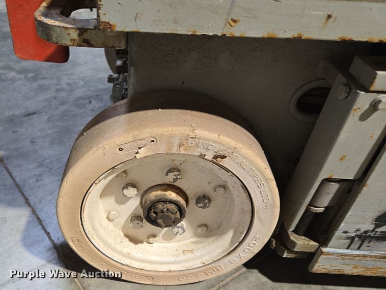 image for item EV1505 2005 SkyJack SJIII 3219 scissor lift