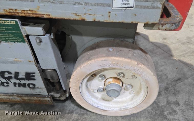 image for item EV1505 2005 SkyJack SJIII 3219 scissor lift