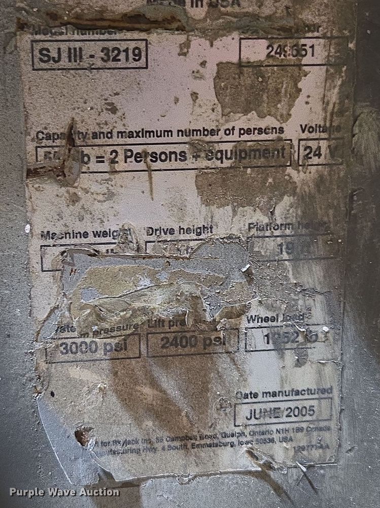 image for item EV1505 2005 SkyJack SJIII 3219 scissor lift