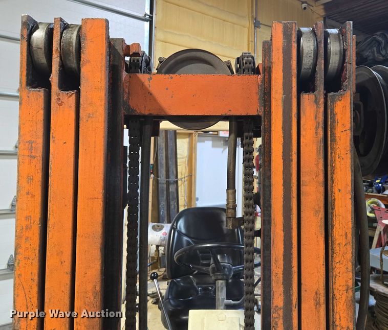 image for item EV1506 Datsun PF02 A20V forklift