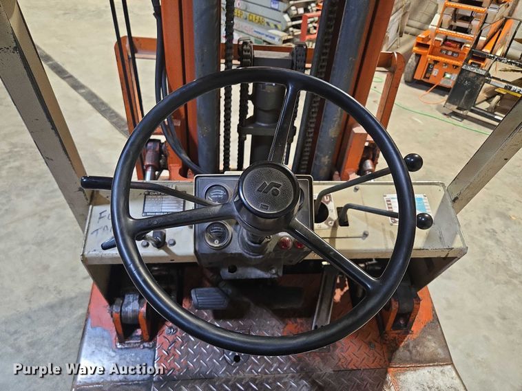 image for item EV1506 Datsun PF02 A20V forklift