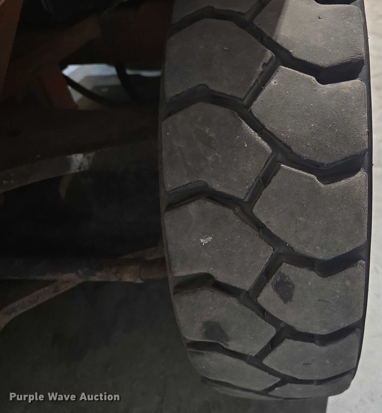 image for item EV1506 Datsun PF02 A20V forklift