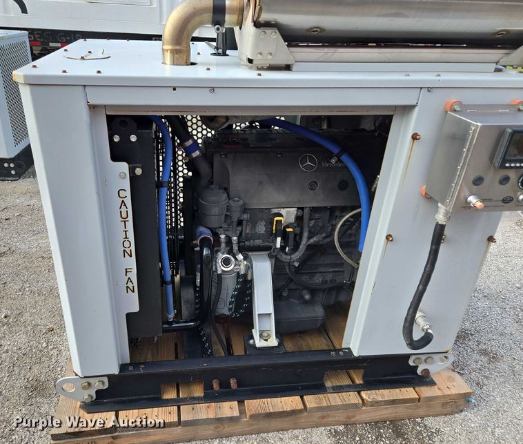 image for item EV1513 Daimler AG power unit