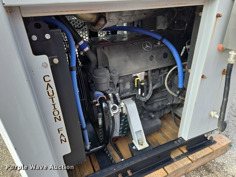 image for item EV1513 Daimler AG power unit