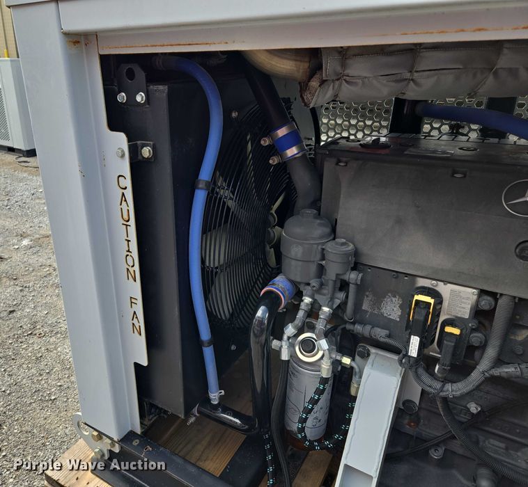 image for item EV1513 Daimler AG power unit