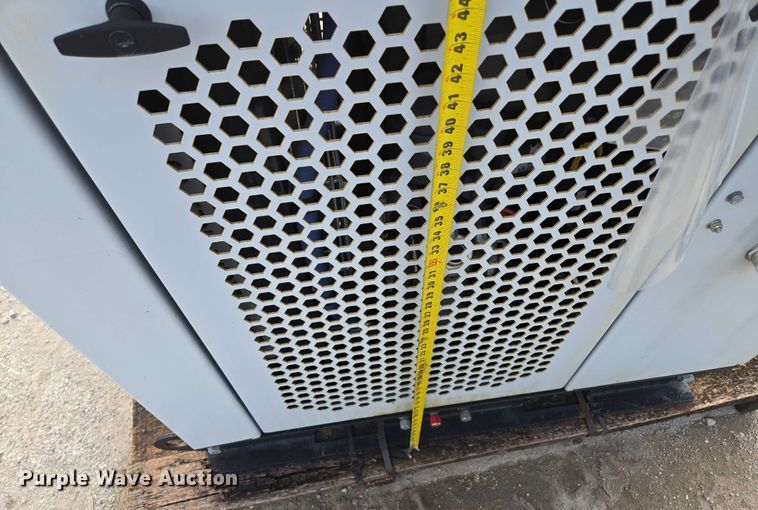 image for item EV1516 Daimler AG power unit