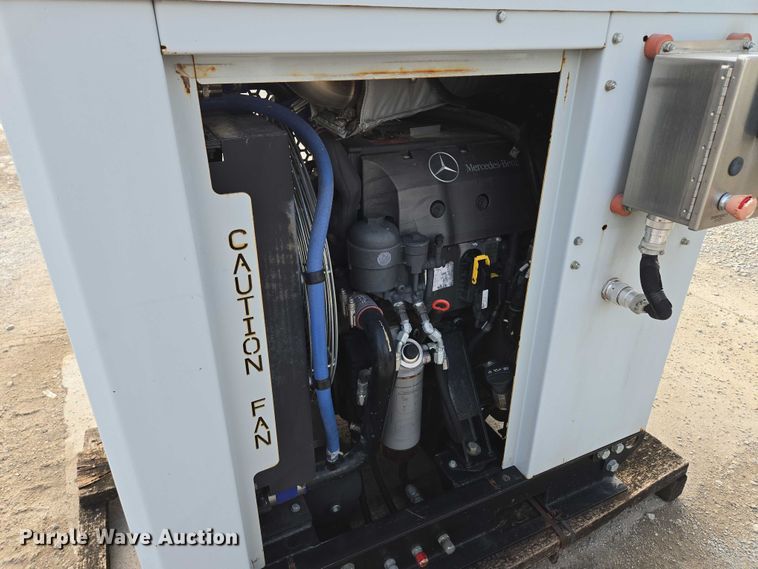 image for item EV1516 Daimler AG power unit