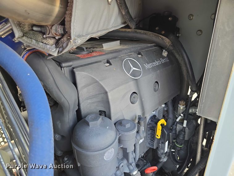 image for item EV1516 Daimler AG power unit