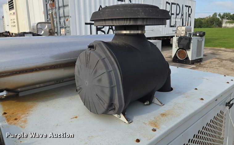 image for item EV1517 Daimler AG power unit