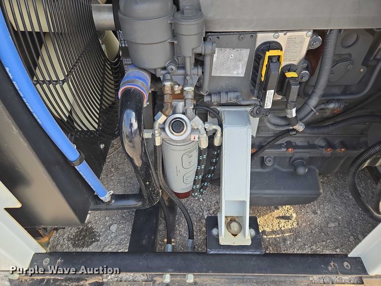 image for item EV1517 Daimler AG power unit