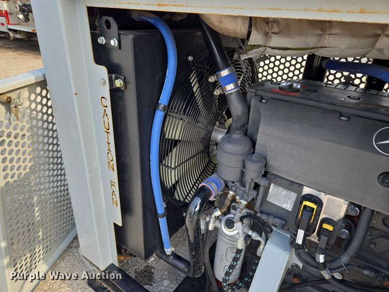 image for item EV1517 Daimler AG power unit