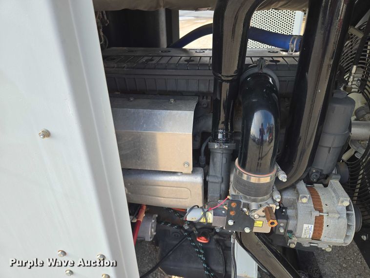 image for item EV1517 Daimler AG power unit