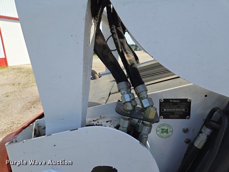 image for item EV1521 2014 Bobcat T770 tracked skid steer loader