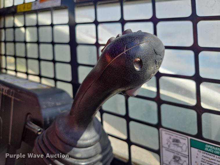 image for item EV1521 2014 Bobcat T770 tracked skid steer loader