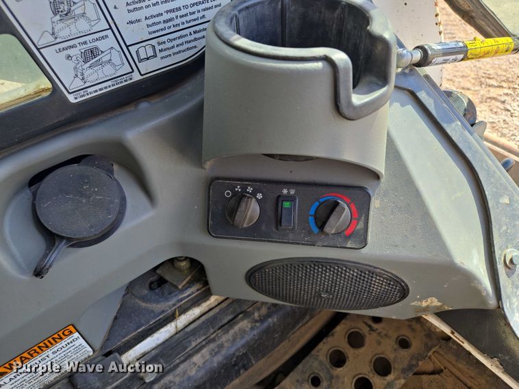 image for item EV1521 2014 Bobcat T770 tracked skid steer loader