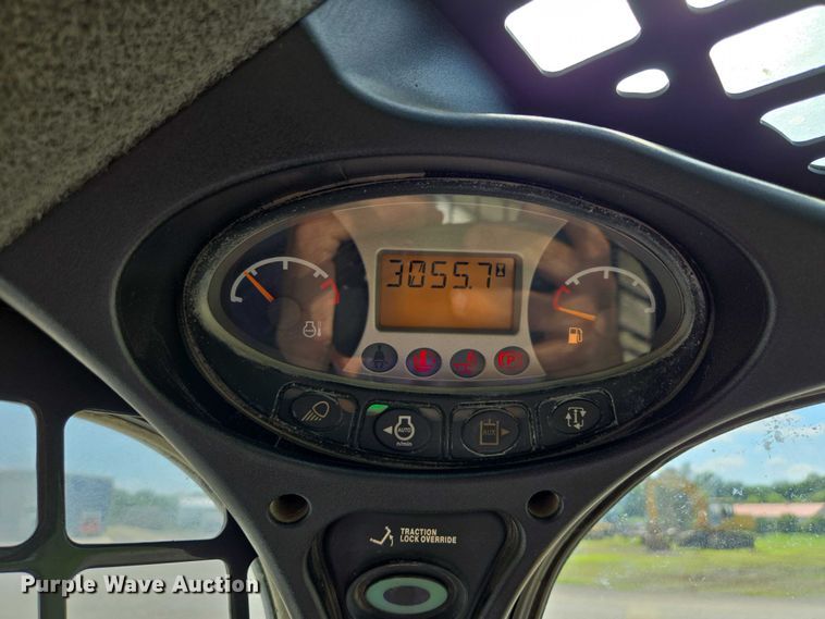 image for item EV1521 2014 Bobcat T770 tracked skid steer loader