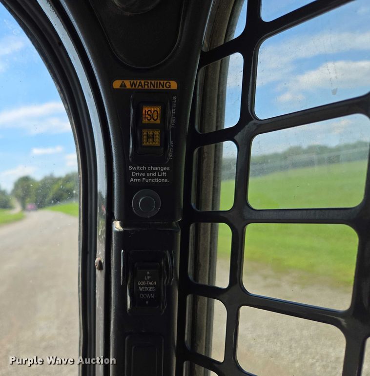 image for item EV1521 2014 Bobcat T770 tracked skid steer loader