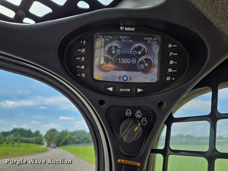 image for item EV1521 2014 Bobcat T770 tracked skid steer loader