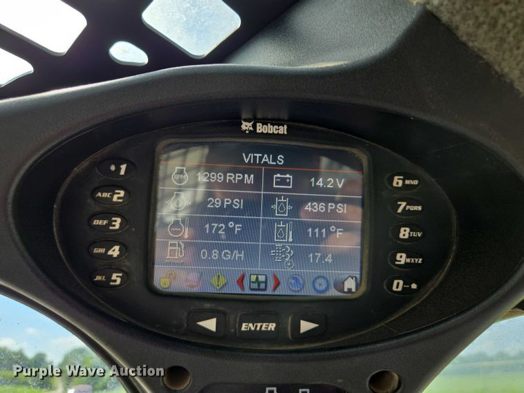 image for item EV1521 2014 Bobcat T770 tracked skid steer loader