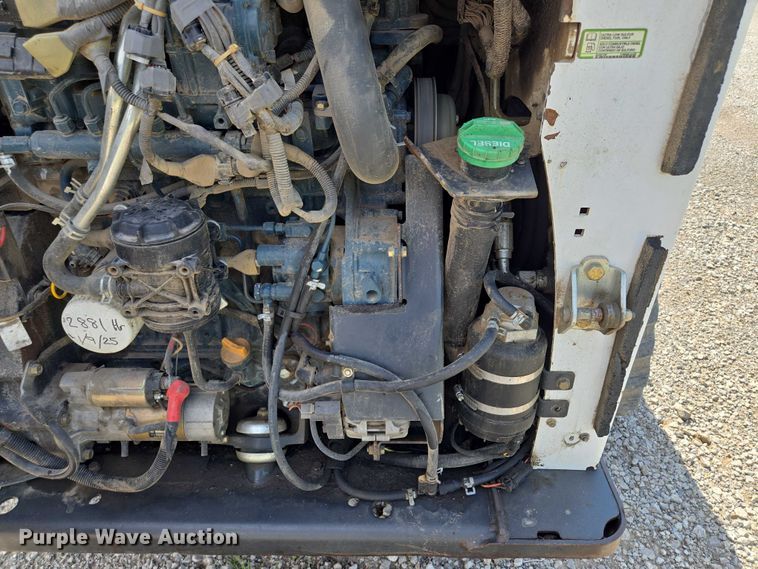 image for item EV1521 2014 Bobcat T770 tracked skid steer loader