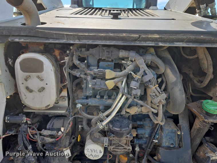 image for item EV1521 2014 Bobcat T770 tracked skid steer loader