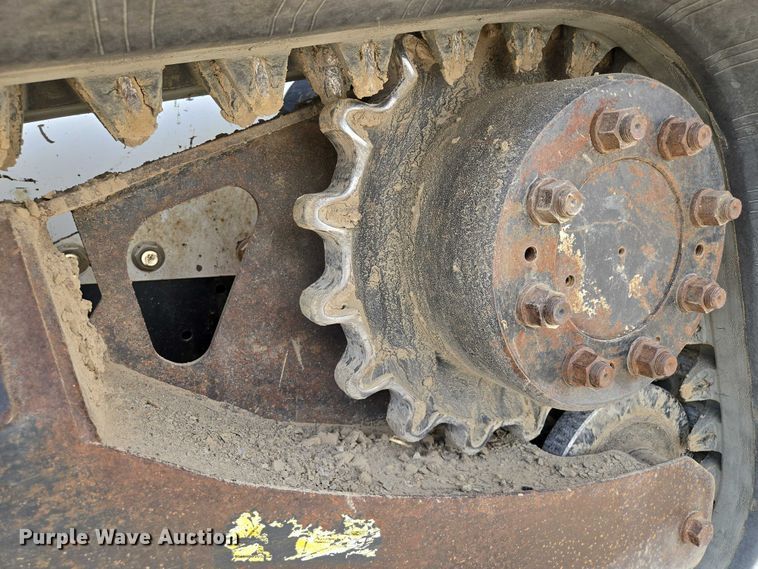 image for item EV1521 2014 Bobcat T770 tracked skid steer loader