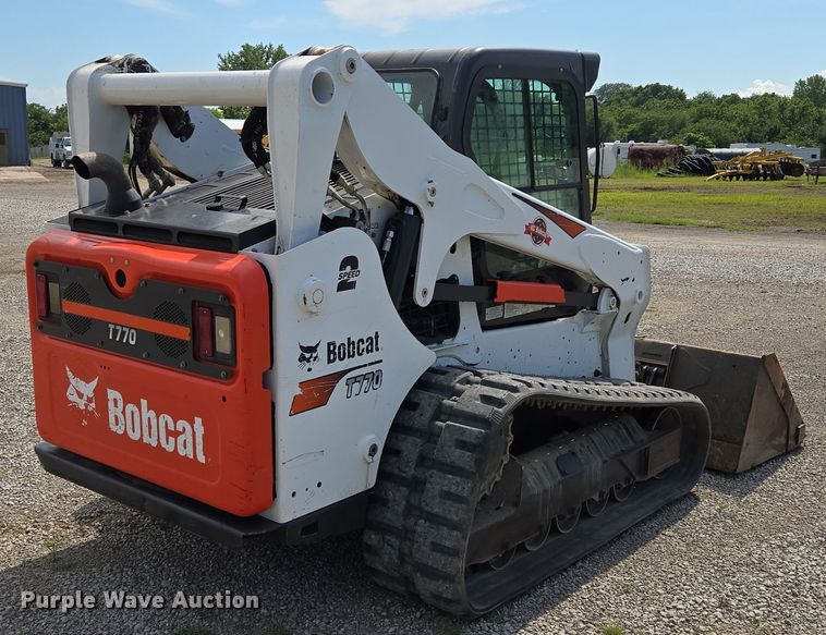 MINI CARGADOR SOBRE ORUGAS 2019 BOBCAT T770