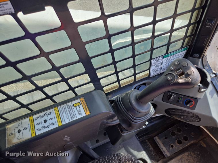 image for item EV1522 2019 Bobcat T770 tracked skid steer loader