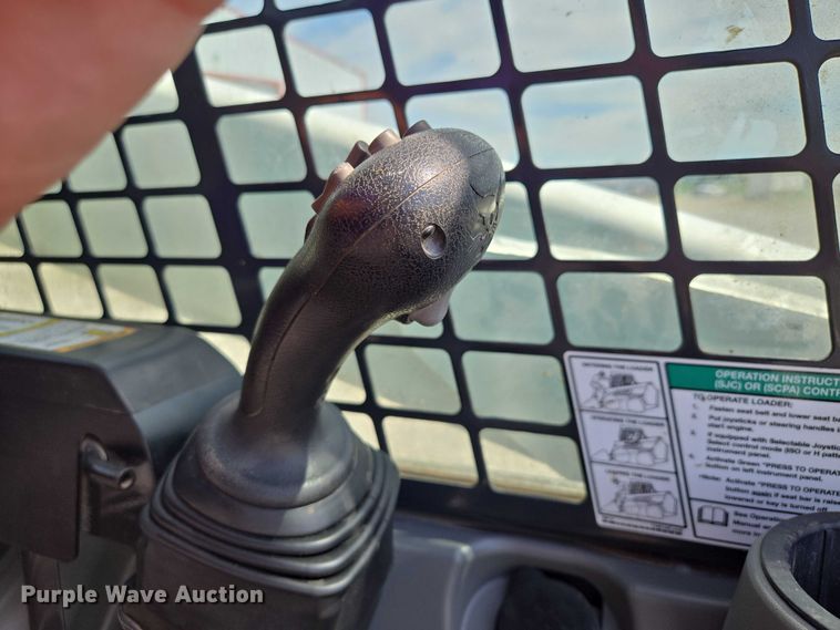 image for item EV1522 2019 Bobcat T770 tracked skid steer loader