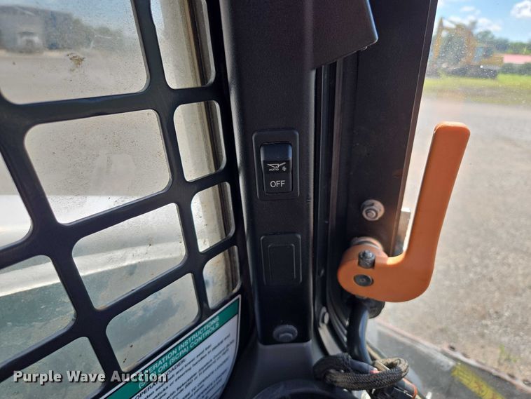 image for item EV1522 2019 Bobcat T770 tracked skid steer loader