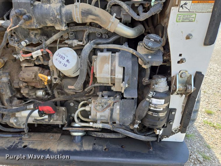 image for item EV1522 2019 Bobcat T770 tracked skid steer loader