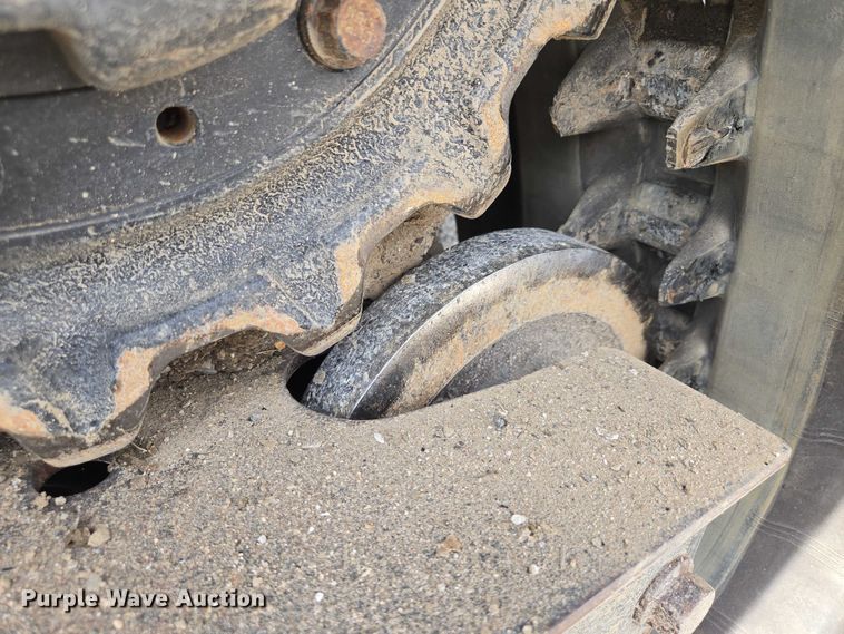 image for item EV1522 2019 Bobcat T770 tracked skid steer loader