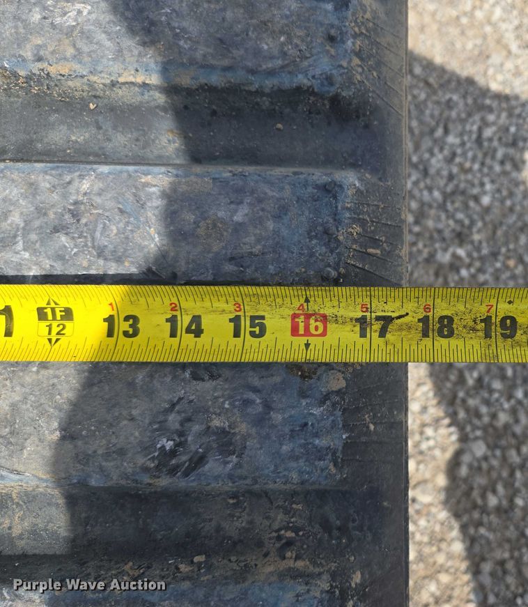 image for item EV1522 2019 Bobcat T770 tracked skid steer loader