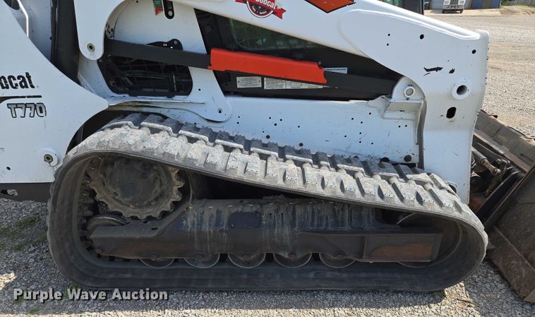 image for item EV1522 2019 Bobcat T770 tracked skid steer loader