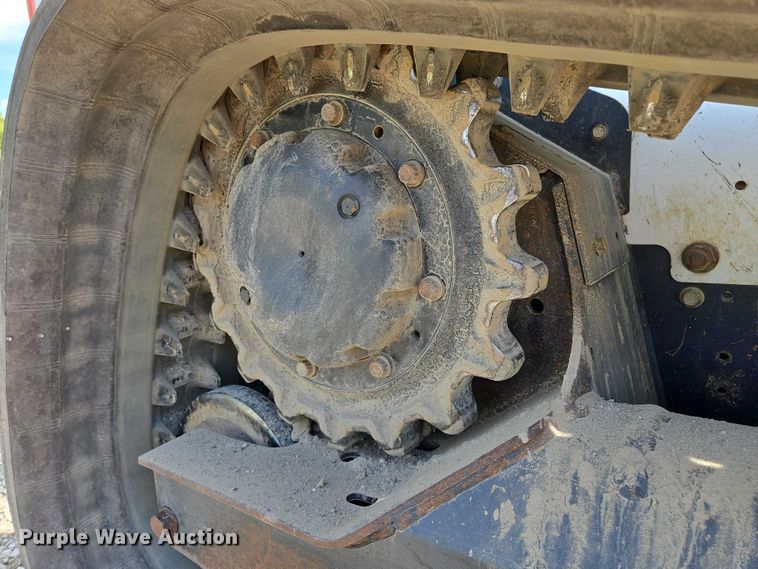 image for item EV1522 2019 Bobcat T770 tracked skid steer loader