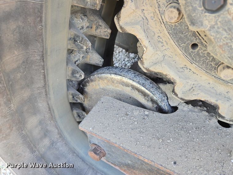 image for item EV1522 2019 Bobcat T770 tracked skid steer loader