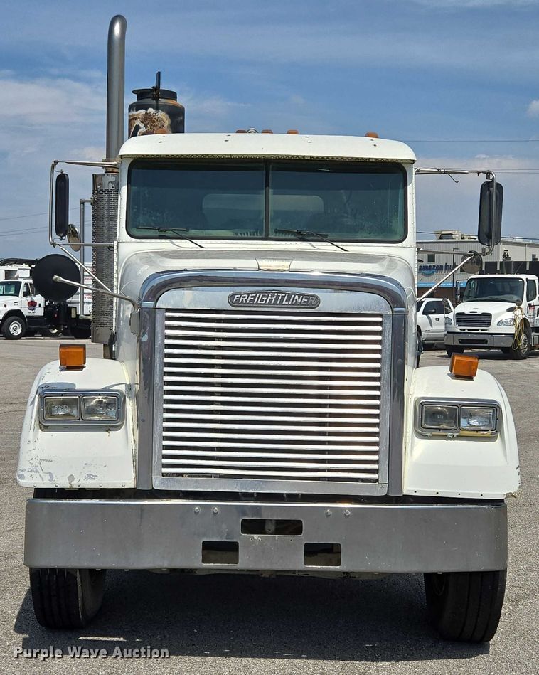 image for item EV1553 1996 Freightliner vacuum truck