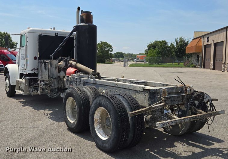 image for item EV1553 1996 Freightliner vacuum truck