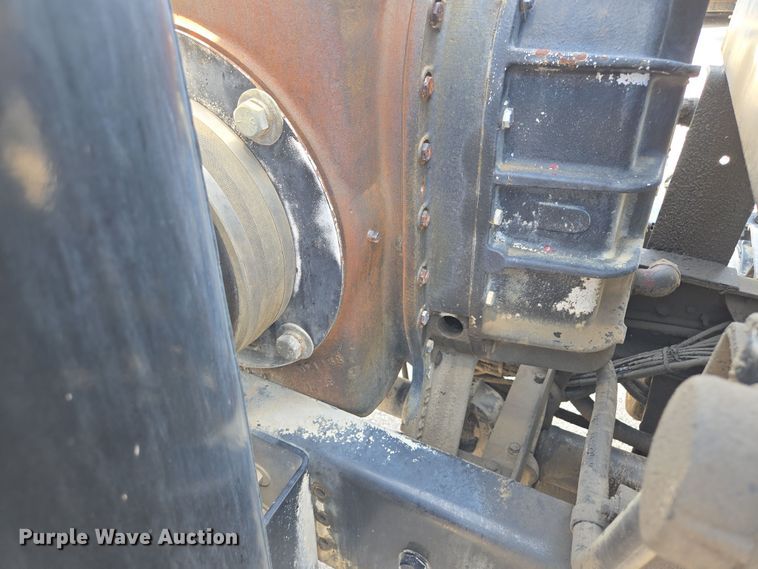 image for item EV1553 1996 Freightliner vacuum truck