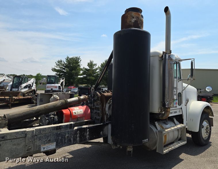 image for item EV1553 1996 Freightliner vacuum truck