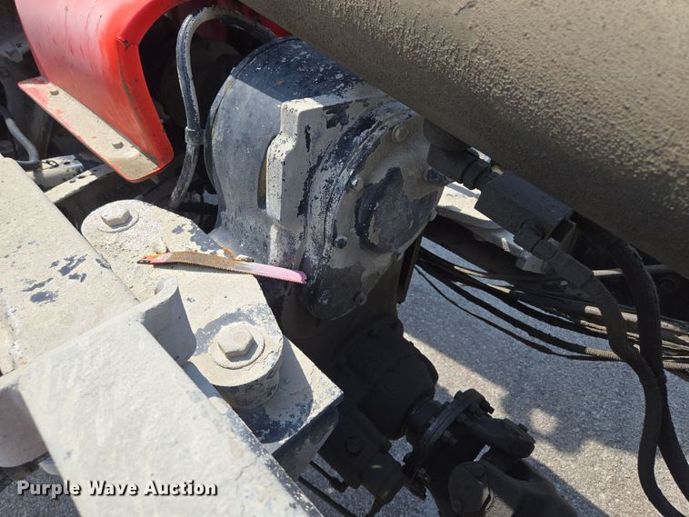 image for item EV1553 1996 Freightliner vacuum truck