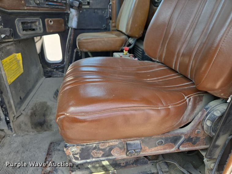 image for item EV1553 1996 Freightliner vacuum truck