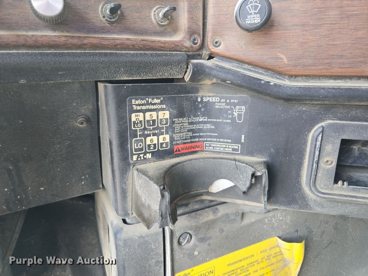 image for item EV1553 1996 Freightliner vacuum truck