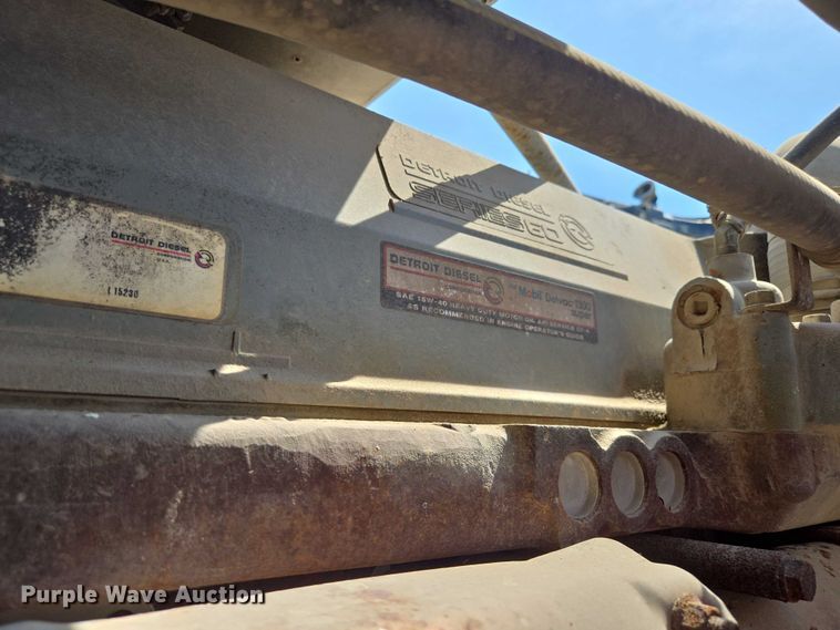 image for item EV1553 1996 Freightliner vacuum truck