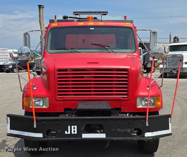 image for item EV1554 1996 International 4700 sewer jetter truck