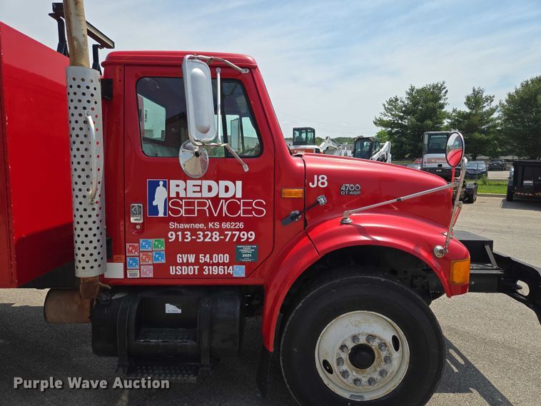 image for item EV1554 1996 International 4700 sewer jetter truck