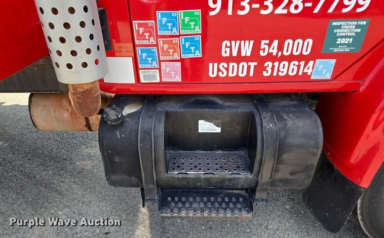 image for item EV1554 1996 International 4700 sewer jetter truck