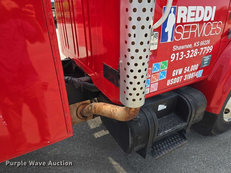 image for item EV1554 1996 International 4700 sewer jetter truck