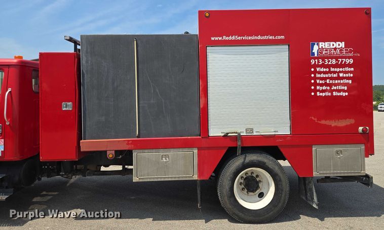 image for item EV1554 1996 International 4700 sewer jetter truck